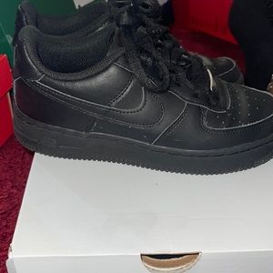 Nike Kids Black Sneakers